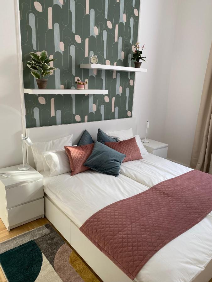 Birdie 3-Bdr Apartment บูดาเปสต์ ภายนอก รูปภาพ