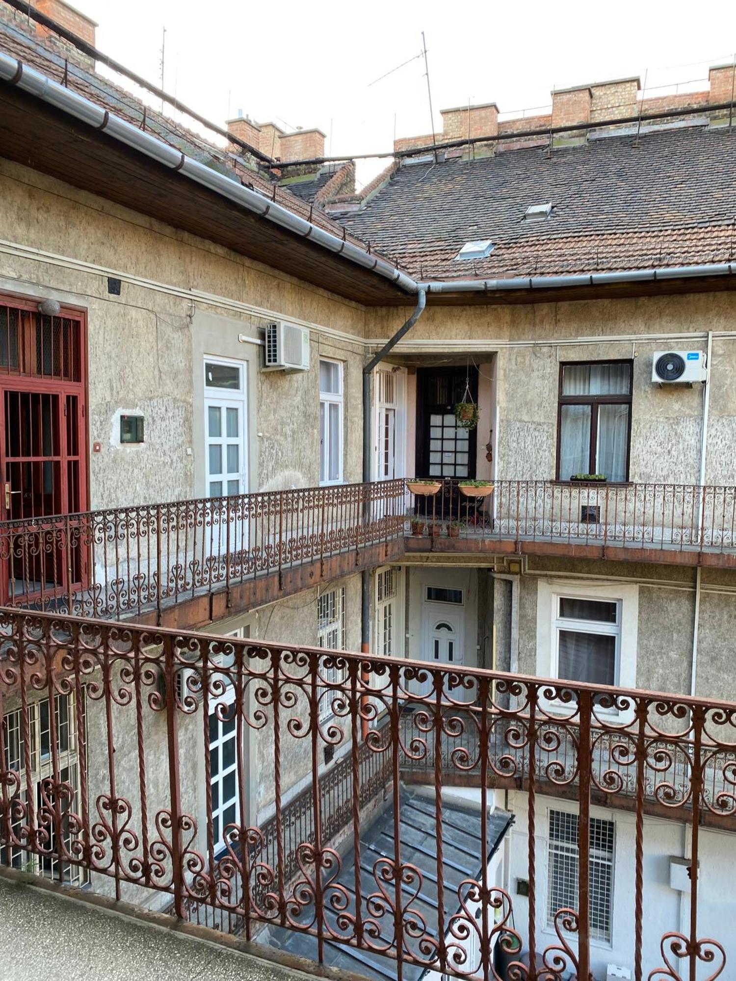 Birdie 3-Bdr Apartment บูดาเปสต์ ภายนอก รูปภาพ